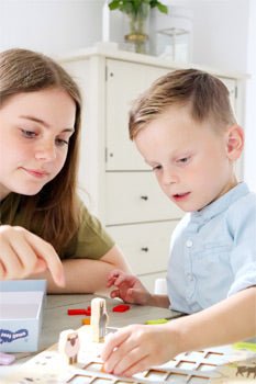 4 Friends Bridge - Building Animal Game – Wooden Cooperative Board Game - Heirloom Hall