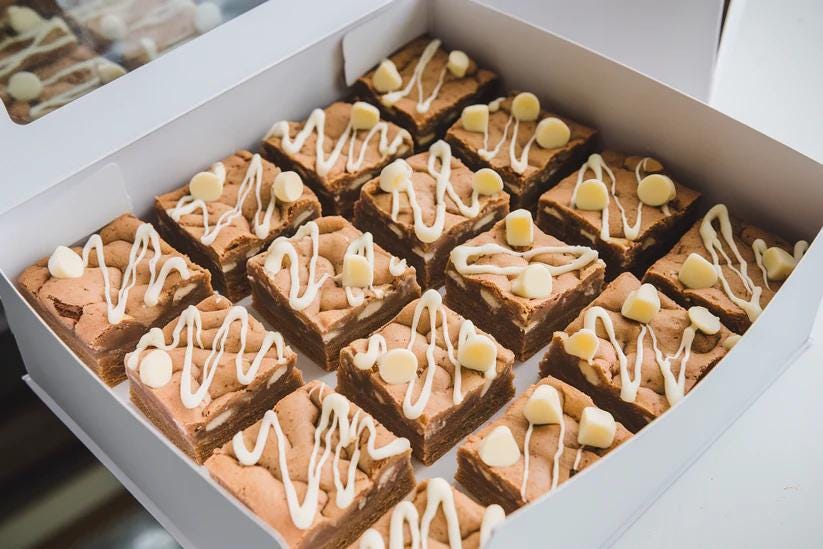 Artisan Blondies Funfetti Box, White Chocolate Blondies Handmade Platter Tray Bake, Party Event Birthday Box