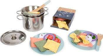 Wooden Pasta Cooking Play Set – “Fresh” Collection - Heirloom Hall